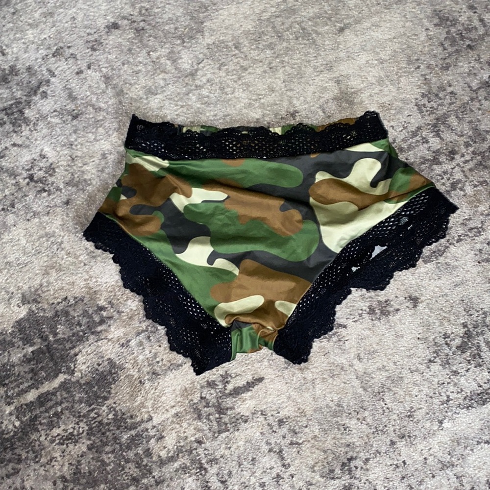 Camo pajama shorts